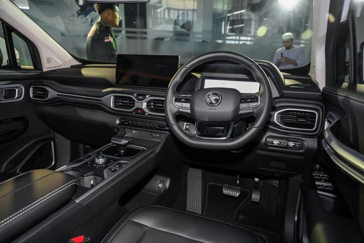 Proton X90 Interior 2