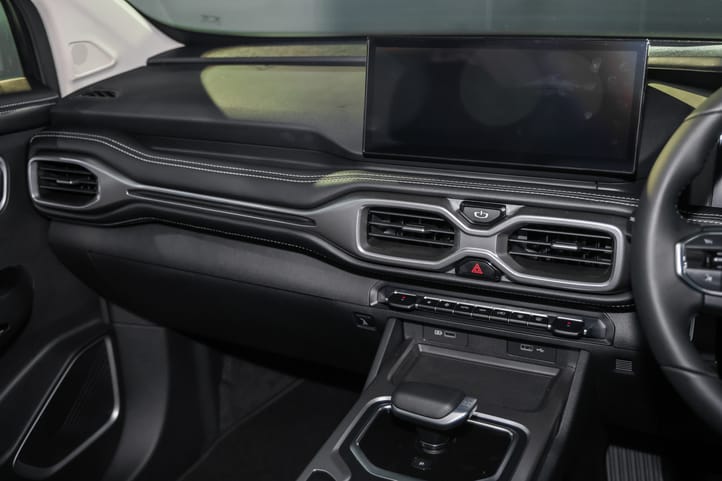 Proton X90 Interior 5