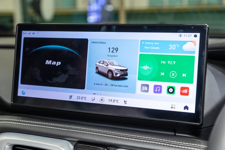 Proton X90 Interior 9