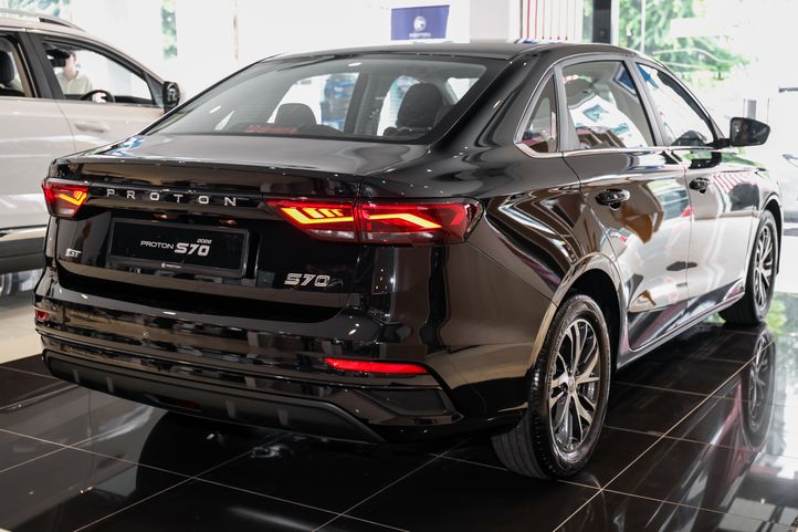 Proton S70 Exterior 4