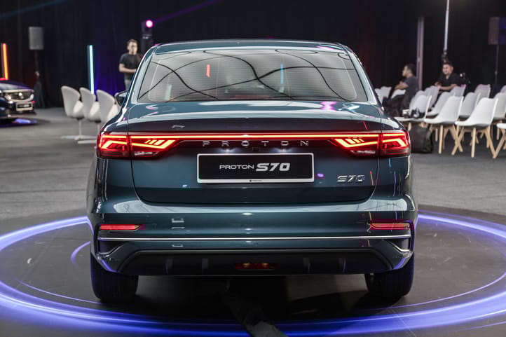 Proton S70 Exterior 6