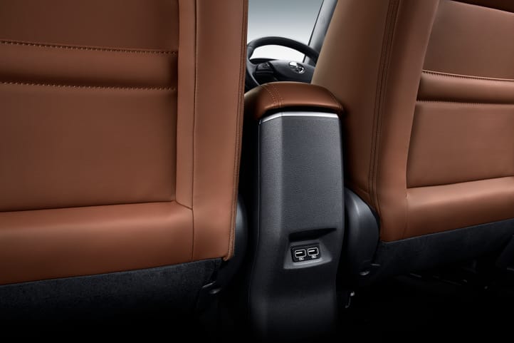 Proton Persona Interior 10